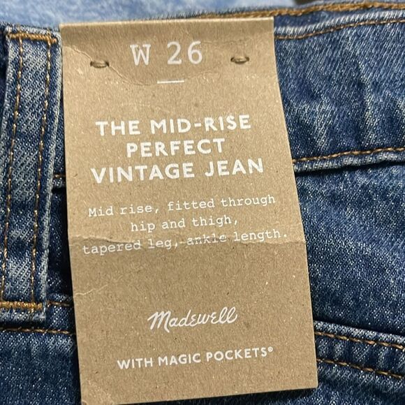 Madewell NWT Mid Rise Perfect Vintage Jeans Size 26 Tapered Mom Jeans - Picture 9 of 9